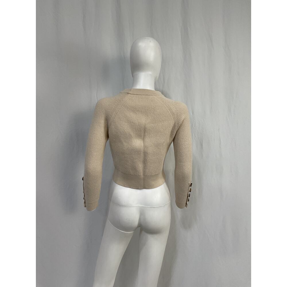 Elegant Cream Sweater with Button Detail - Picture 3 of 5